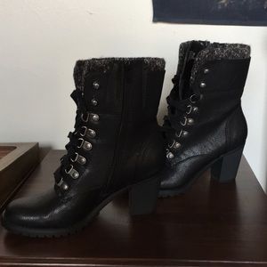 G.H. Bass heeled boots in black